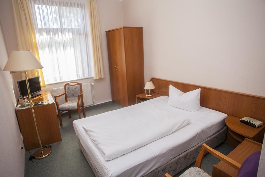 Hotel Am Kellerberg Trockenborn-Wolfersdorf Eksteriør bilde